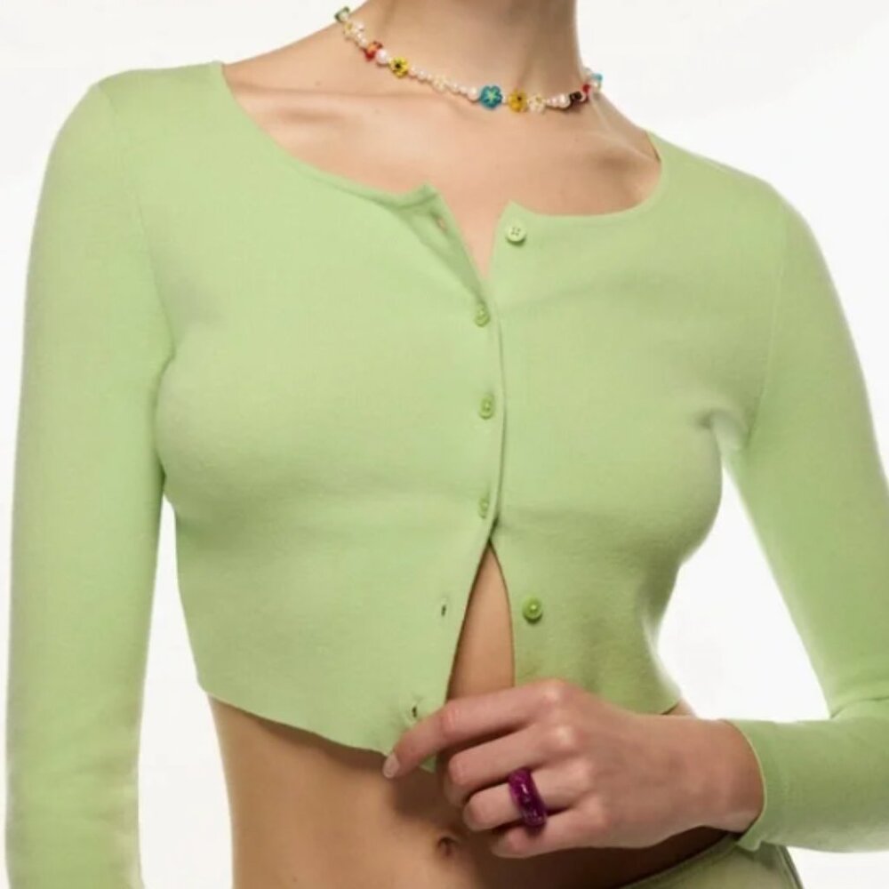 NWT Sunday Best (Sun Deh) BestHug Apple Longsleeve in Sagebrush Green